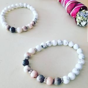 Howlite/jasper  bracelet